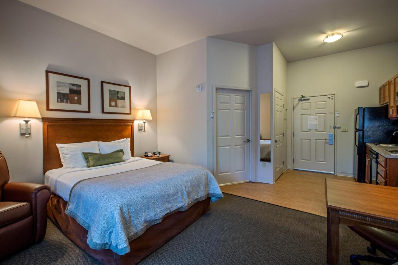 Candlewood Suites Lakewood, An Ihg Hotel Dış mekan fotoğraf